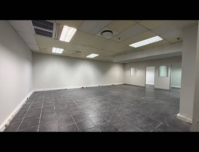 518M² RETAIL TO LET IN DURBAN CENTRAL